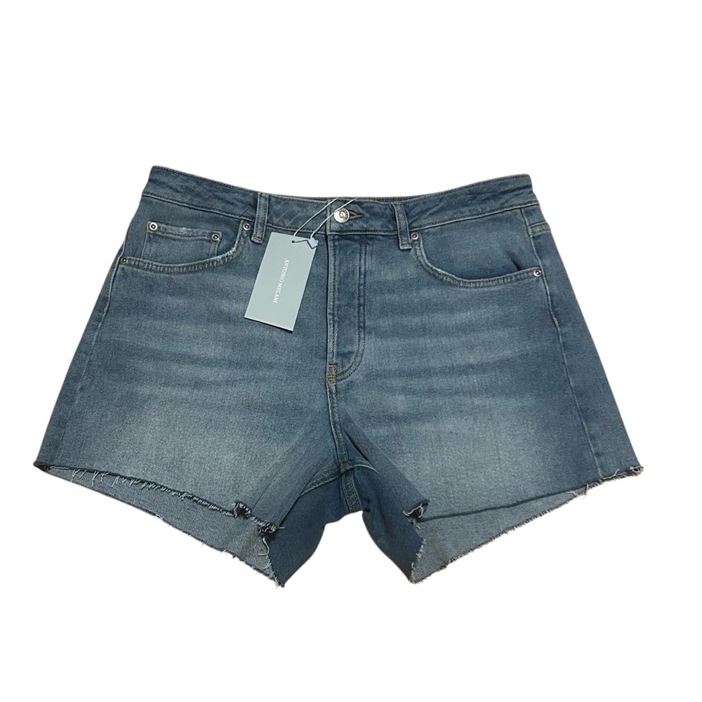 New Antonio Melani Bayleigh Denim Shorts Cut Off Med Wash Size 10 Button Fly